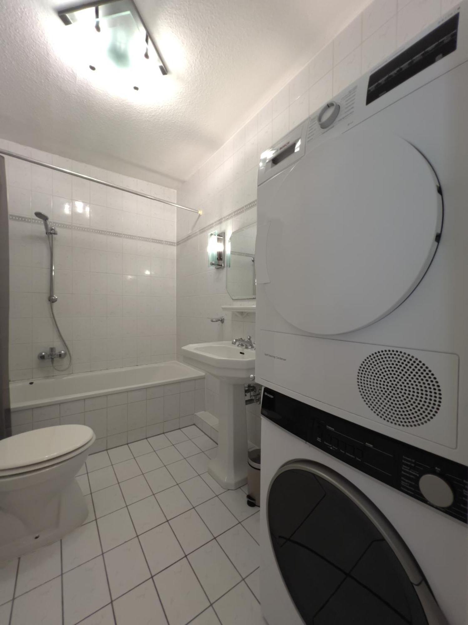 Gemuetliche 5 Personen Wohnung Obertshausen Eksteriør bilde